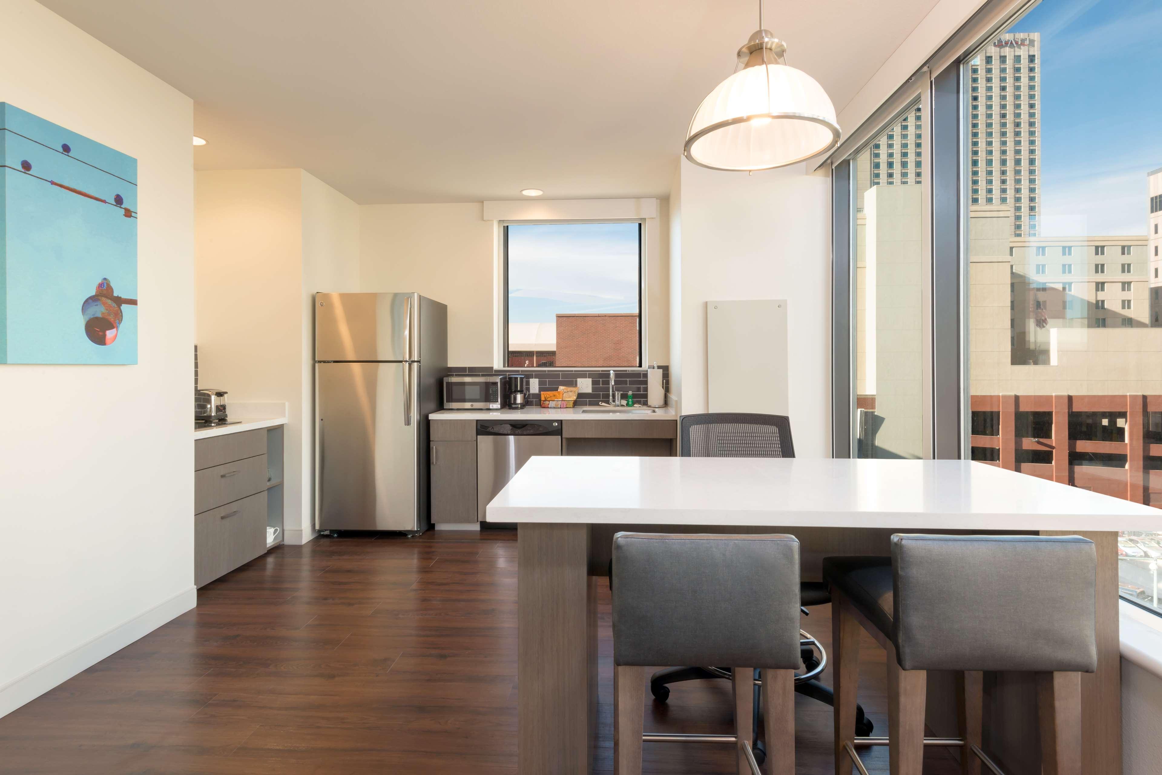 Hyatt House Denver/Downtown Exterior photo